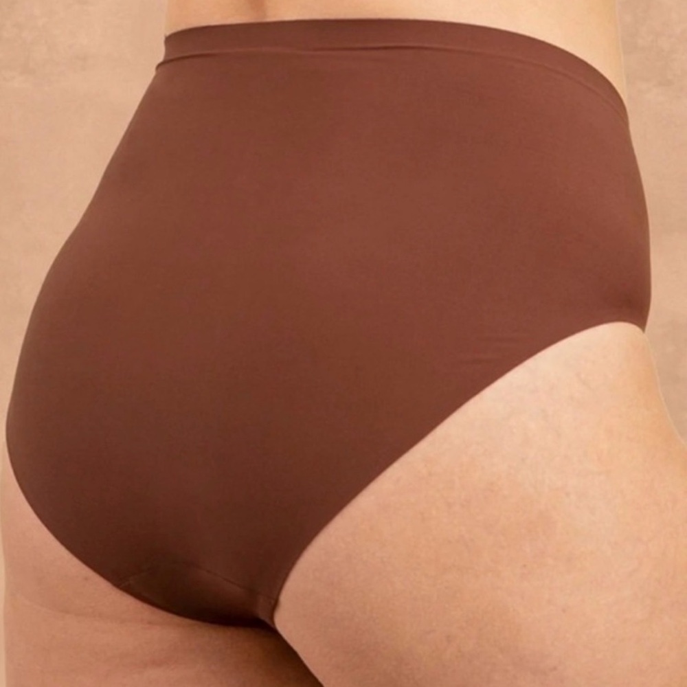 NWT Truekind Seamless Stretch‎ Mid-Waist Brief  Size M-XL